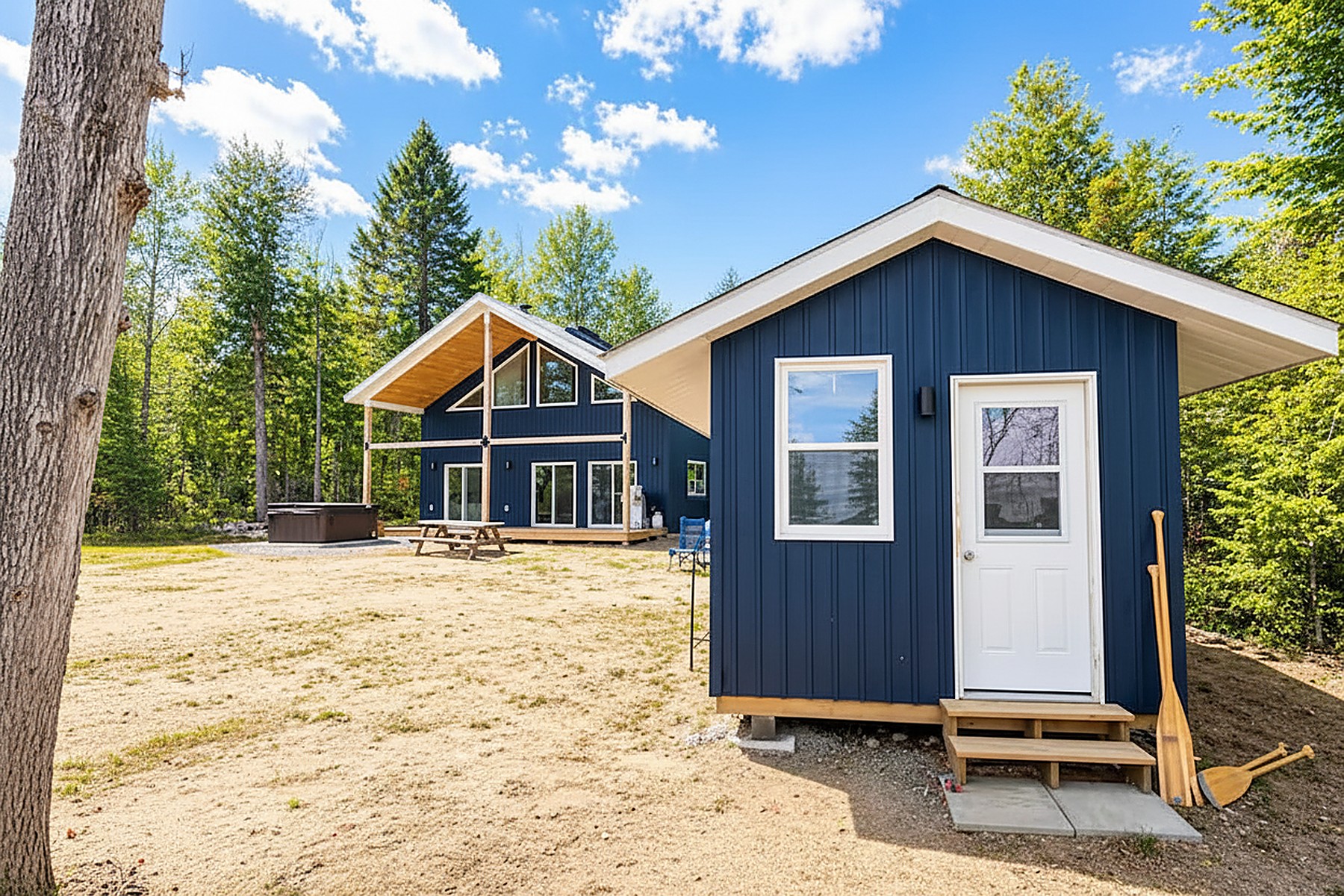 Golden Lake Cottage and bunkie